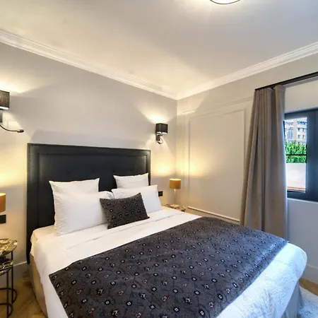 Marvellous 5 Bed Centre 아파트 칸느