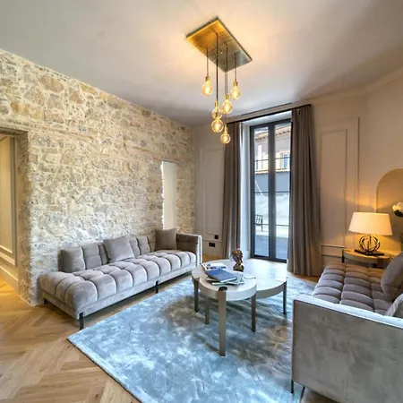 Marvellous 5 Bed Centre * Cannes