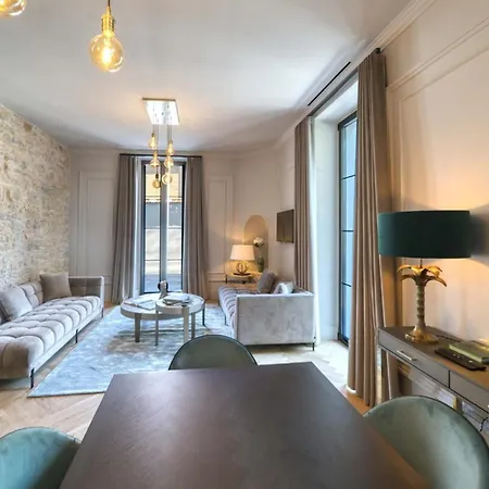 Marvellous 5 Bed Centre Cannes