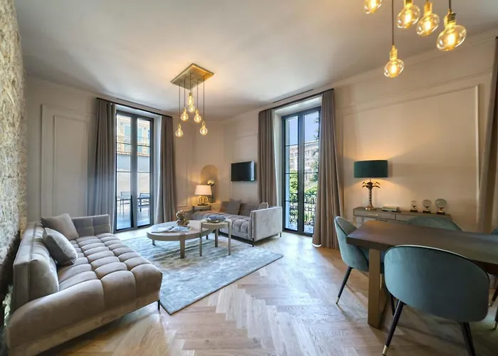 Daire Marvellous 5 Bed Centre