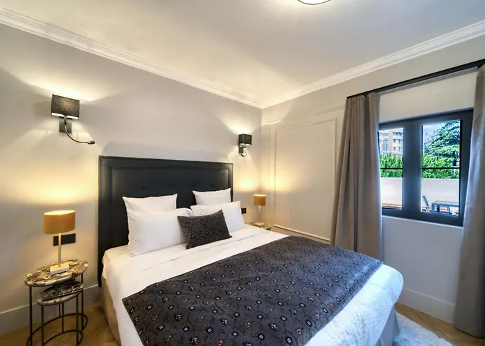 Marvellous 5 Bed Centre Apartman Cannes